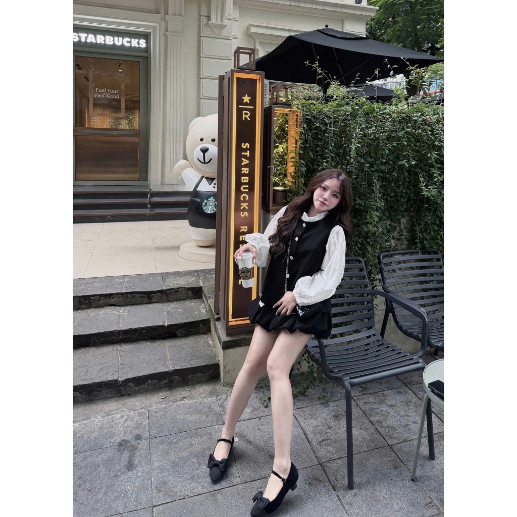 (S.2 Set 3 Món):Áo Gile Nhung Cúc Bông Tuyết +Áo Trắng Cổ Bèo Tay Bồng Thiết Kế May Gân+Chân Váy Bum-Bộ Mặc Tết | BigBuy360 - bigbuy360.vn