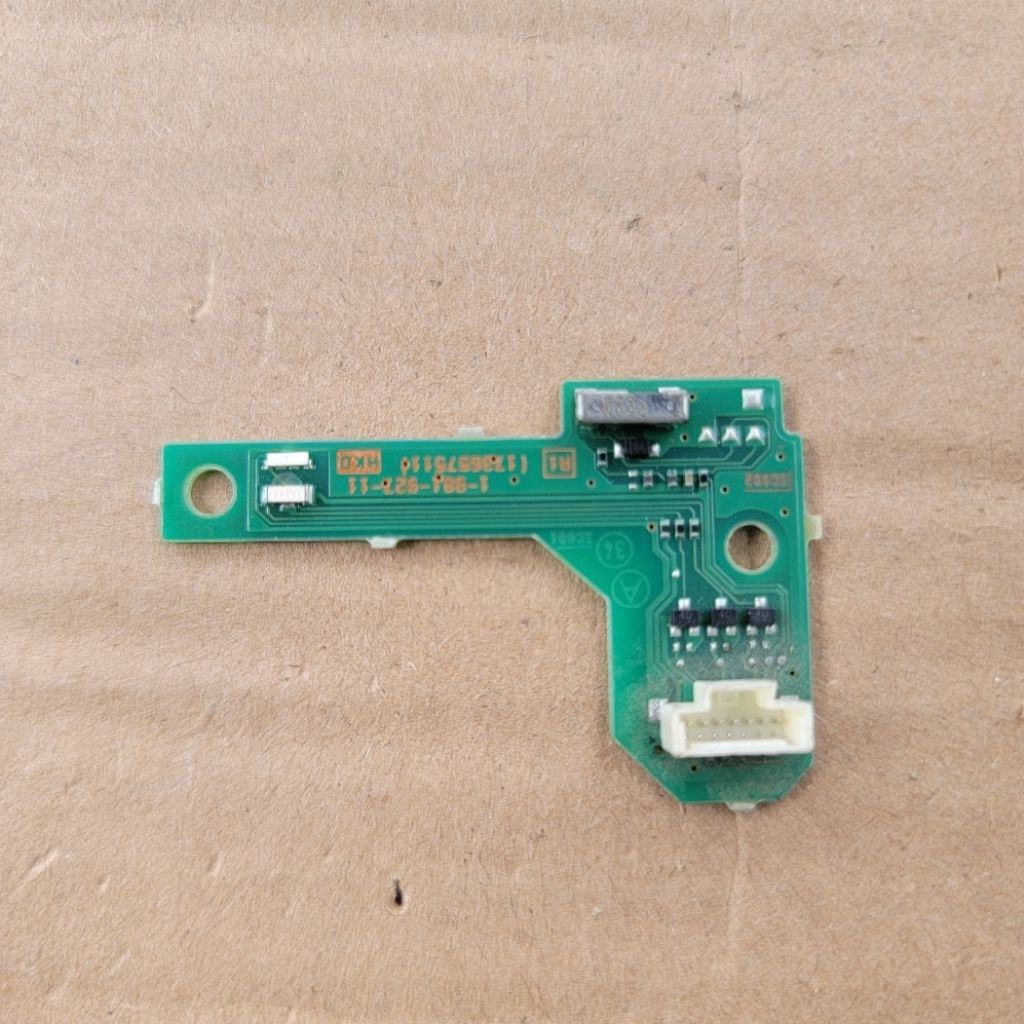 Bo mắt nhận tivi 43W750E