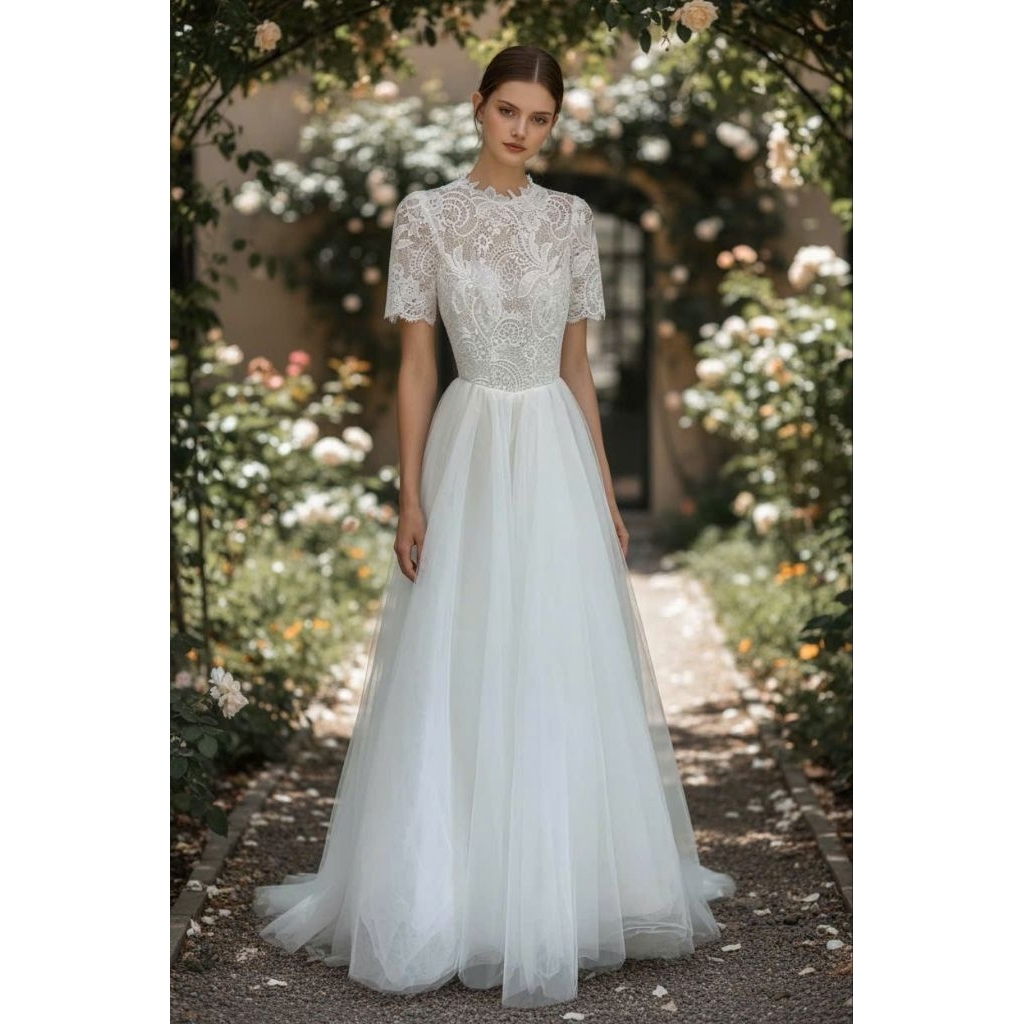 Váy cưới suông ren tay phồng ngắn – ĐI BÀN NHẸ NHÀNG, THANH LỊCH