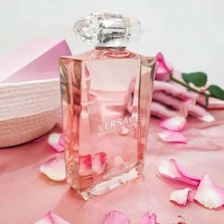 Sữa tắm nước hoa Versace Bright Crystal 200ml