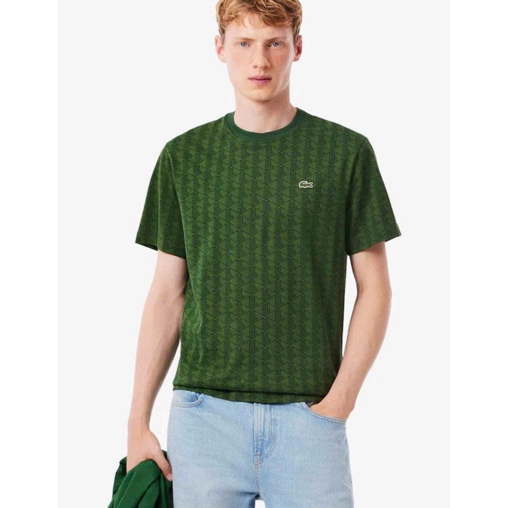 Áo THUN Nam 𝐋.𝐀.𝐂.𝐎.𝐒.𝐓.𝐄 Monogram - Form: CLASSIC FIT FIT - Màu: XANH LÁ - Chất liệu: COTTON JERSEY