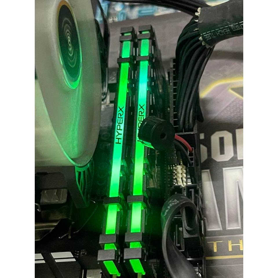 RAM KINGSTON LED RGB 8GB X2 = 16GB BUS 3200