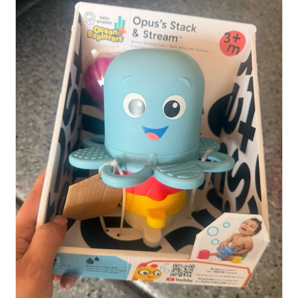Đồ chơi Cốc xếp chồng nhà tắm Opus's Stack & Stream của Baby Einstein Ocean Explorers