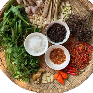 Chẳm chéo giã tay chuẩn vị tây bắc
