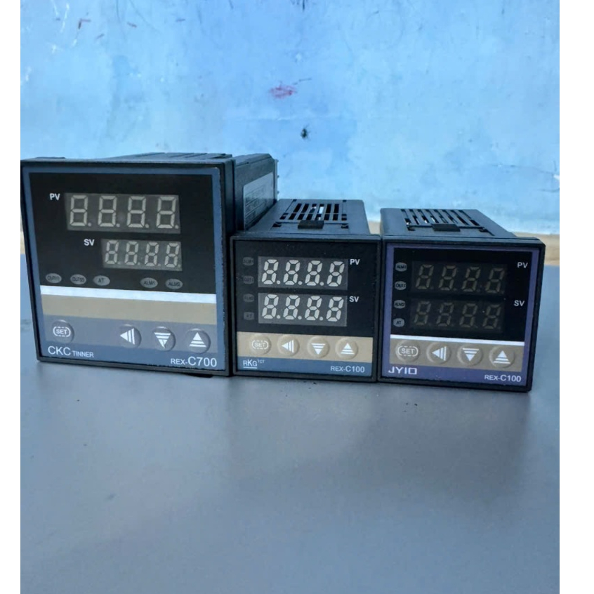 Đồng hồ nhiệt độ REX-C100, REX-C700 (Output Relay)