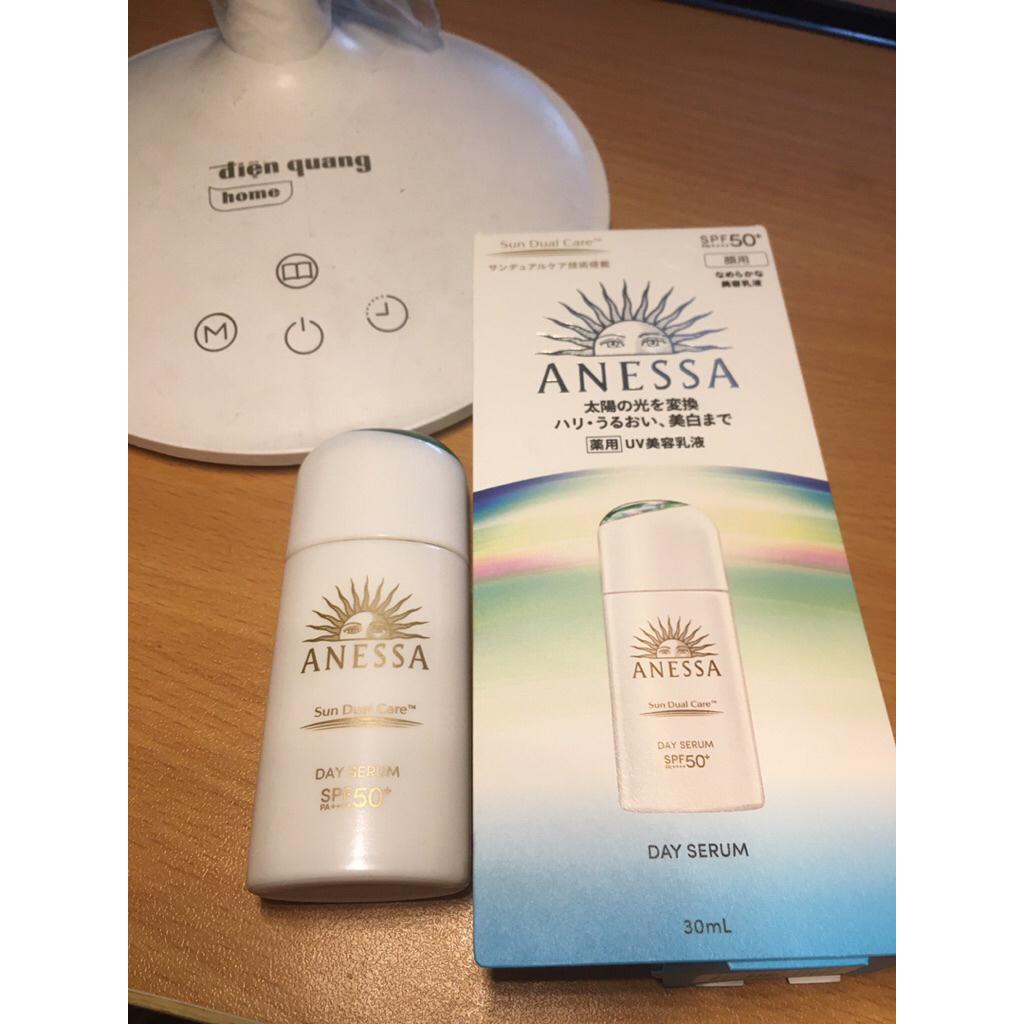 KCN DAY SERUM ANESSA