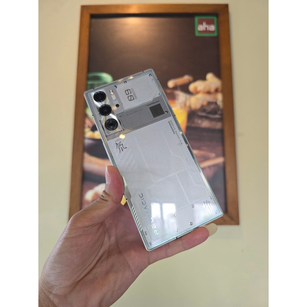 Điện thoại Nubia Red Magic 9 Pro 5G (Snapdragon 8 Gen 3)