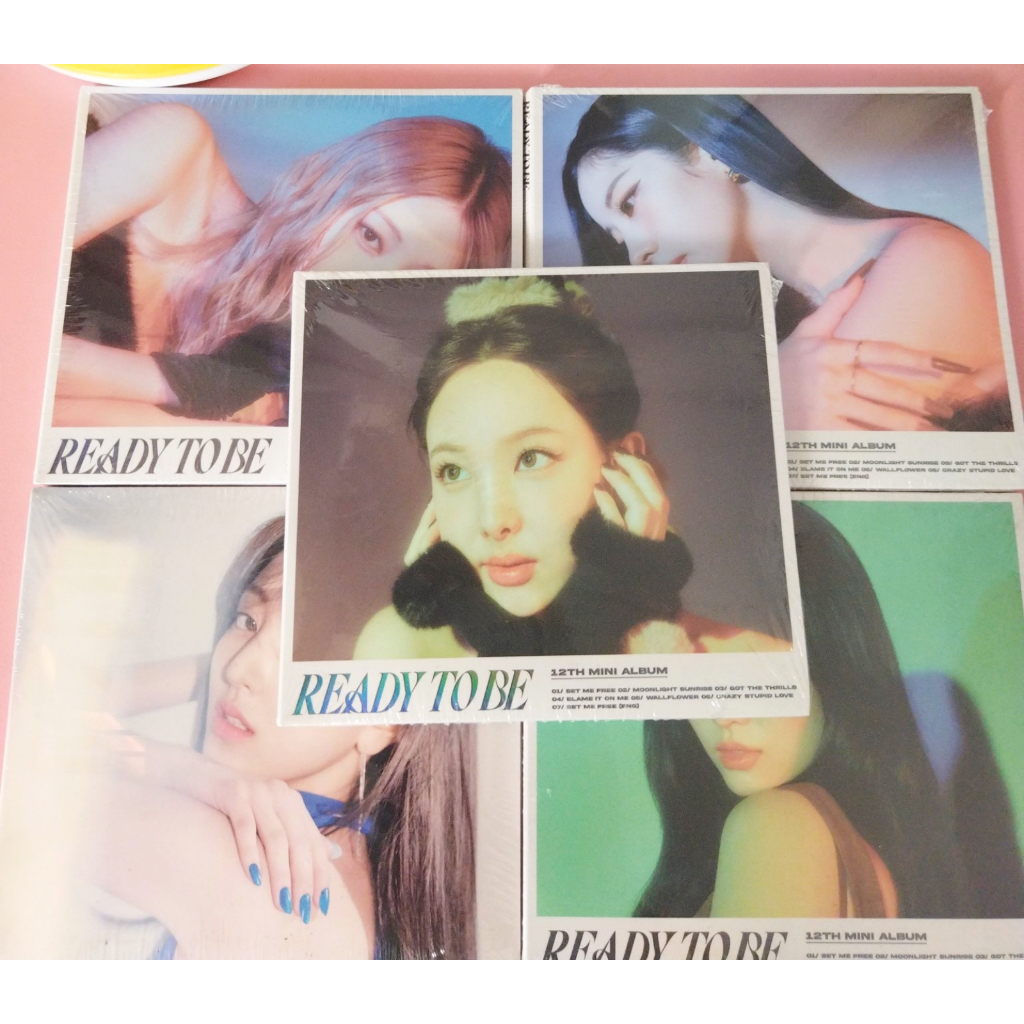 Album nguyên seal của nhóm nhạc nữ Twice + kèm set pre (pob)