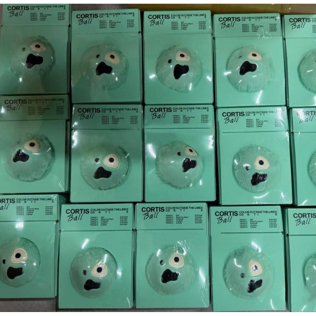 Vinyl LP Cortis Ball ver cam kết chính hãng, nguyên seal, móc khóa bông Cortis