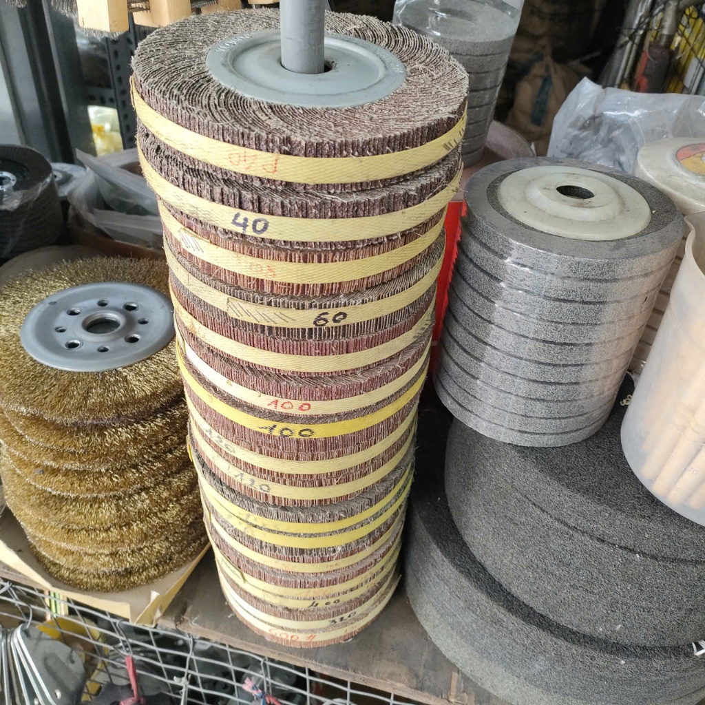 Bánh nhám đánh bóng P40 - P600