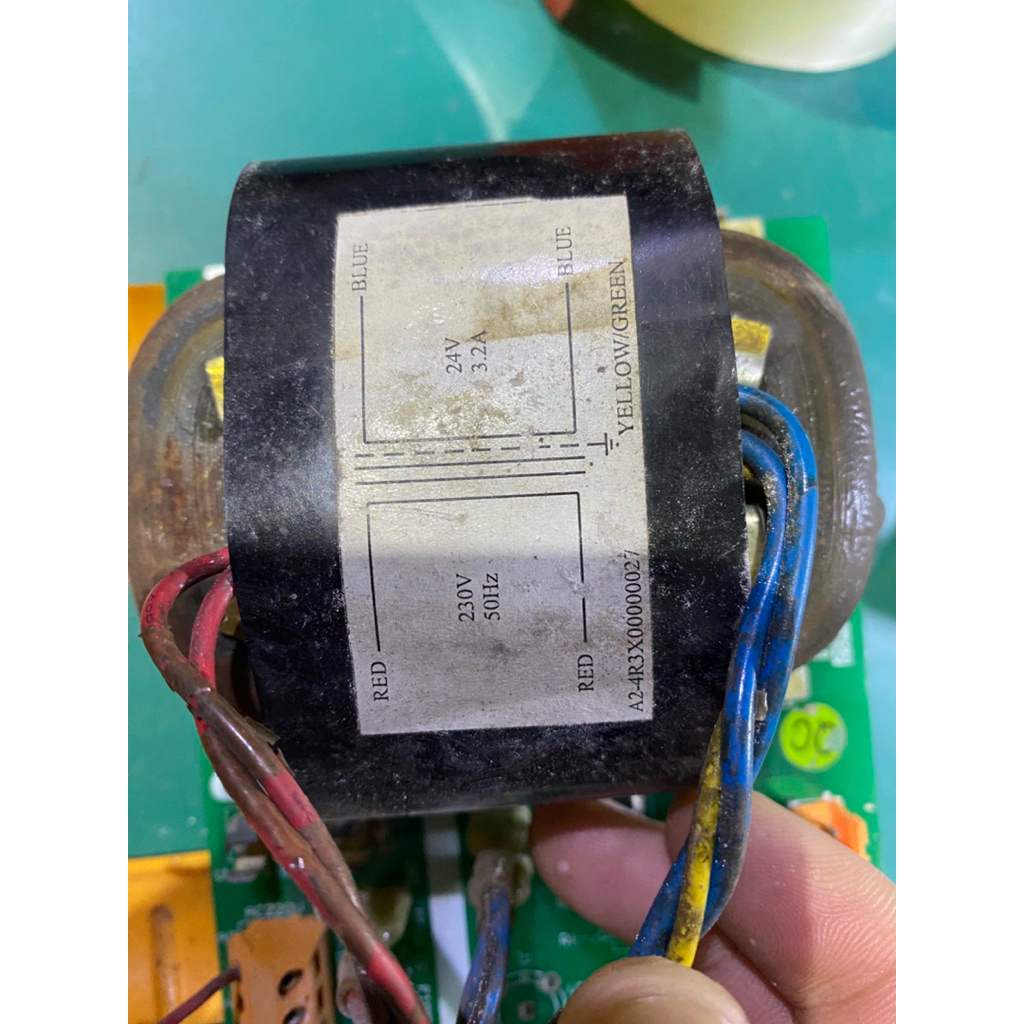 Biến áp RCore vào 220v ra 24v 3,2a tháo máy