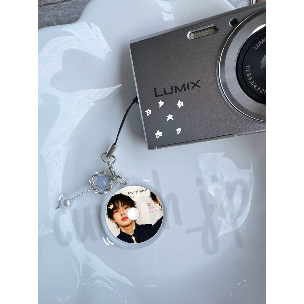 Phonecharm decor điện thoại, túi xách, bóp ví ver Seonghyeon CORTIS