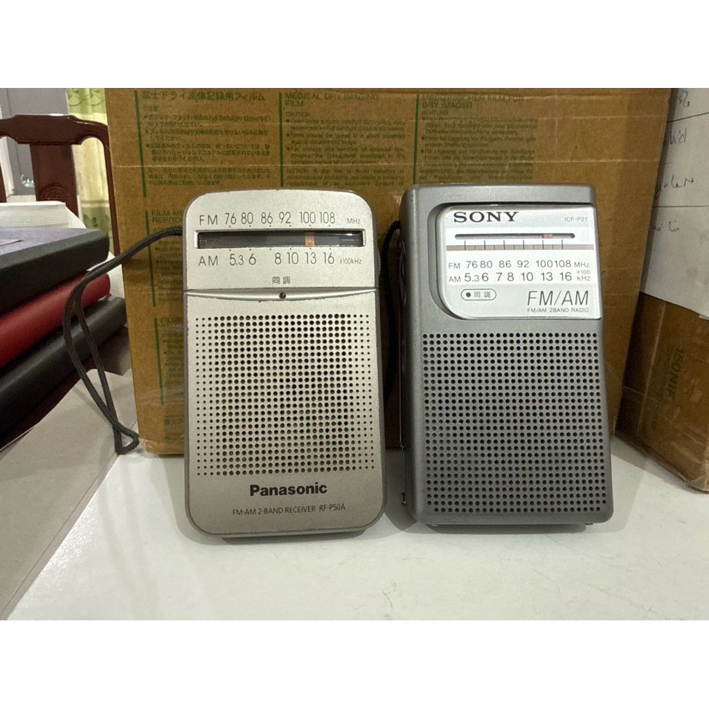 radio sony và panasonic