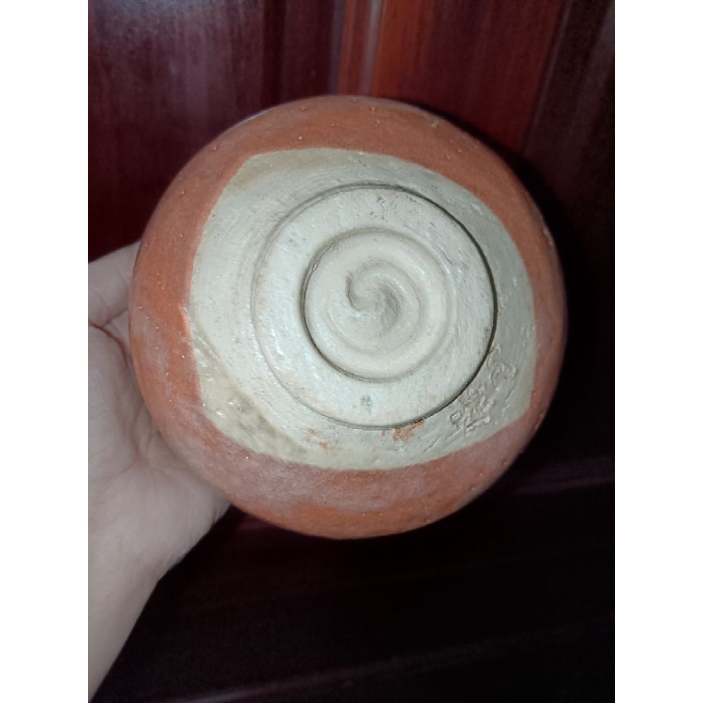 Gốm Nhật Bản NHÀ BỤI CỎ: Bát trà gốm raku (chawan màu đỏ tông lạnh – hồng sắc) – RK 324