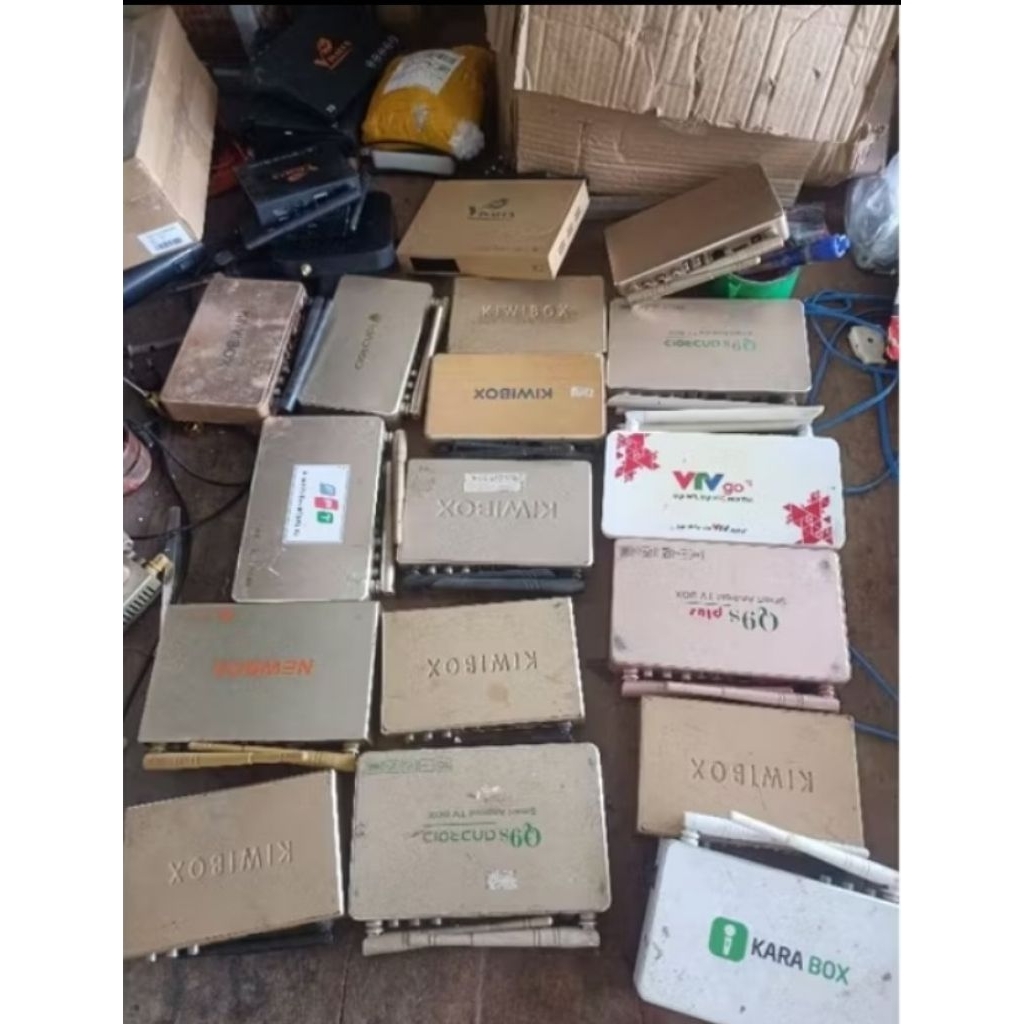 tivi box cũ còn lên nguồn dành cho ae thợ