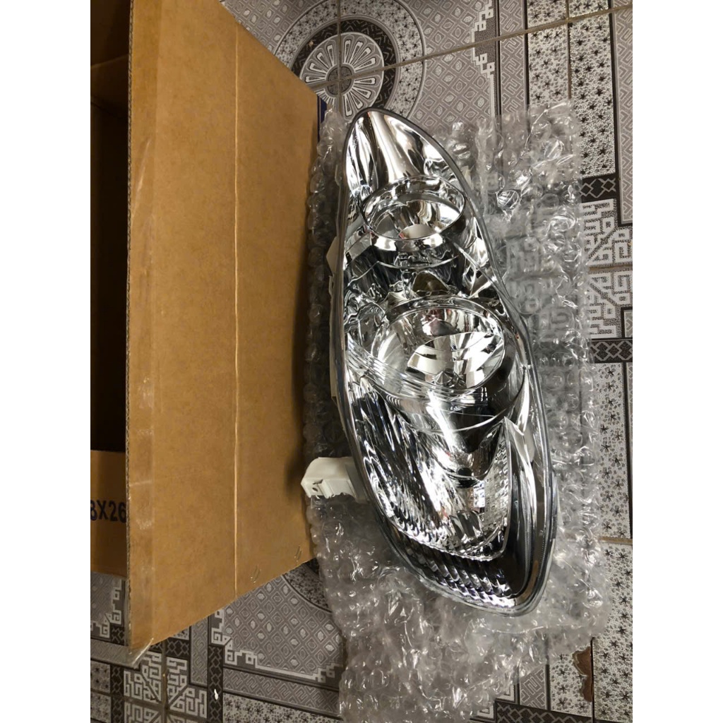 Đèn pha xe toyota Altis 2001 2002 2003