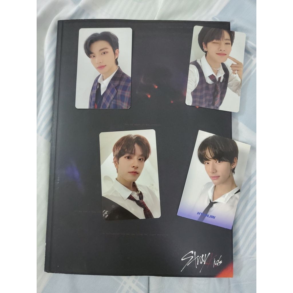 [Tặng Móc khóa+Quà]Album Stray Kids I AM NOT+ card Hyunjin, card Seungmin, card I.N có df, Album SKZ