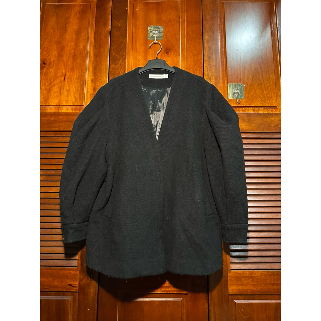 Méo 2Hand| Áo khoác dạ Euro Angel form to,tay tôm. Vai 40,tay 57,dài 75,ngang 60.