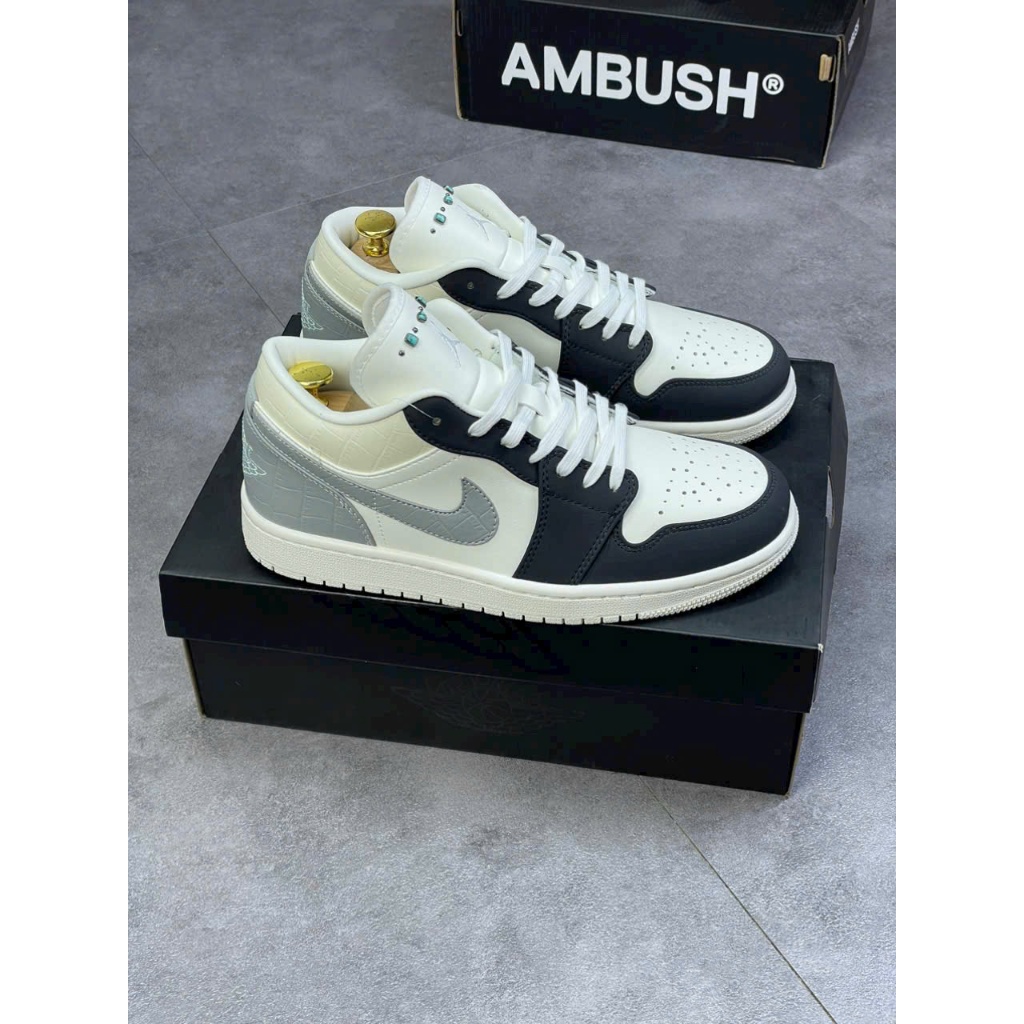 Giày Thể Thao Nike Air Jordan 1 Low Sail Light Smoke Grey – Sneaker Low Trắng Xám Nam Nữ