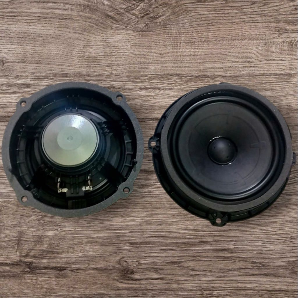 Loa cánh ô tô 16cm Huynh đệ Santafe.đời mới nhất của  từ to, bass mạnh ( giá 1 cái )