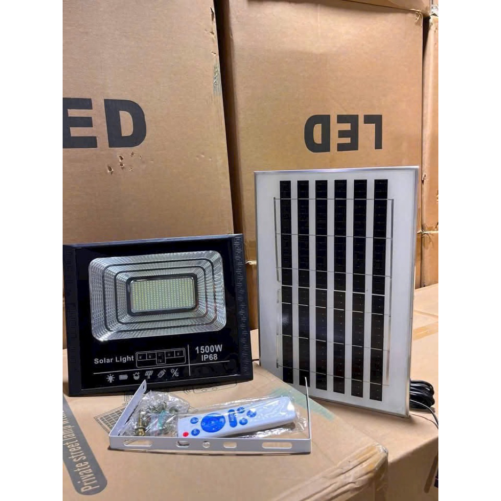 [Nguyên Bộ] Đèn Pha Năng Lượng Mặt Trời SoLar Light 1500W IP68 Sáng 6-8H Bảo Hành 1 Năm