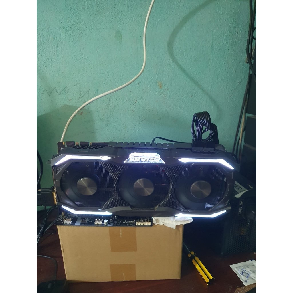 ZOTAC NVIDIA GeForce® GTX 1080 AMP Extreme 3 fan xách tay Nhật cũ zin như hình