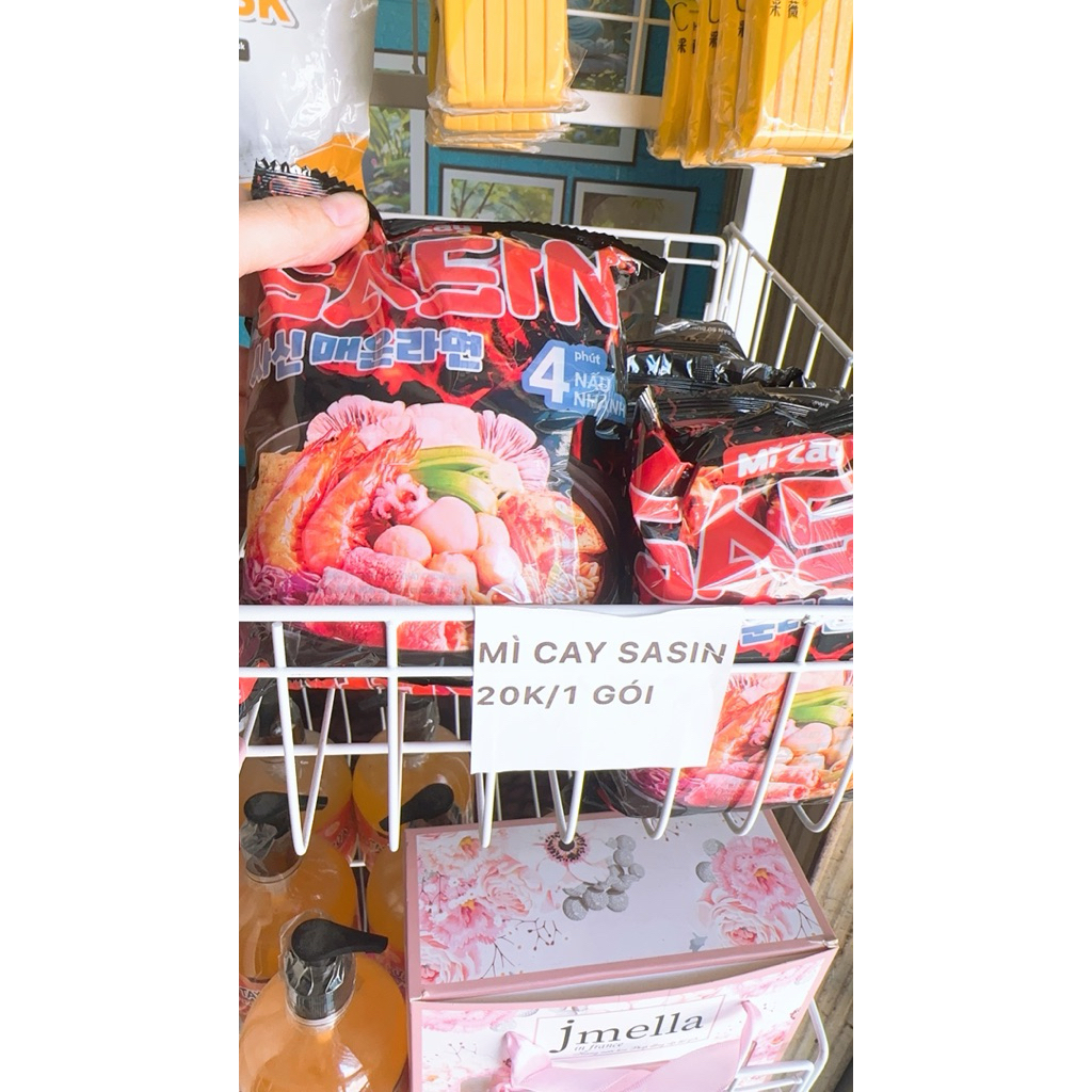 mì cay sasin tặng gói sốt ớt
