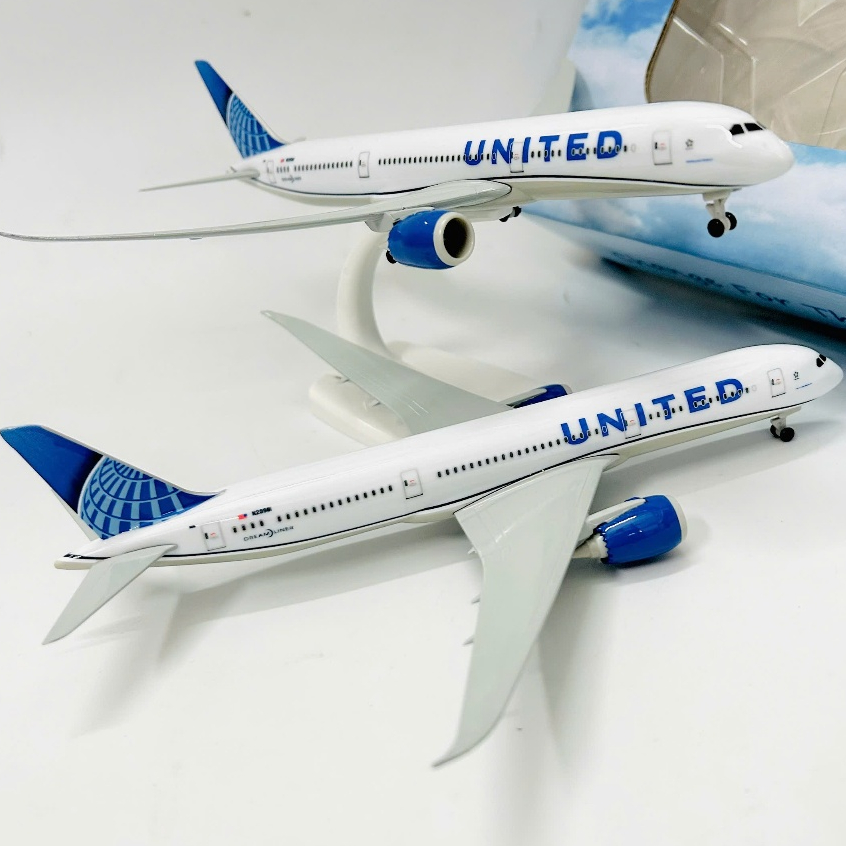 Mô Hình Máy Bay Boeing B787-9 Hãng United Airlines 1:400 – Có Đế Trưng Bày | Quà Tặng Cao Cấp (Fullb