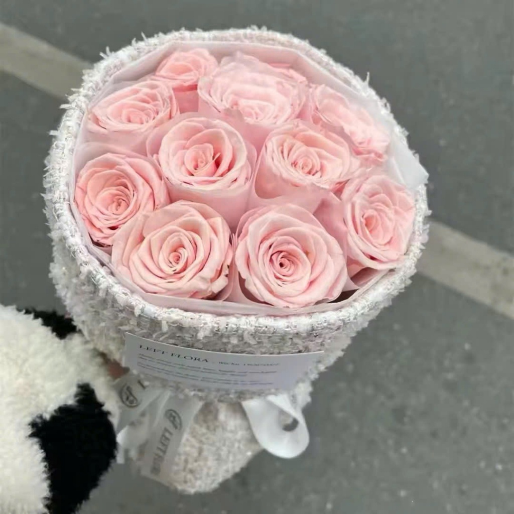 BÓ HOA ECUDOR XINH VẢI DẠ + TÚI VIỀN,THIỆP,ĐÈN