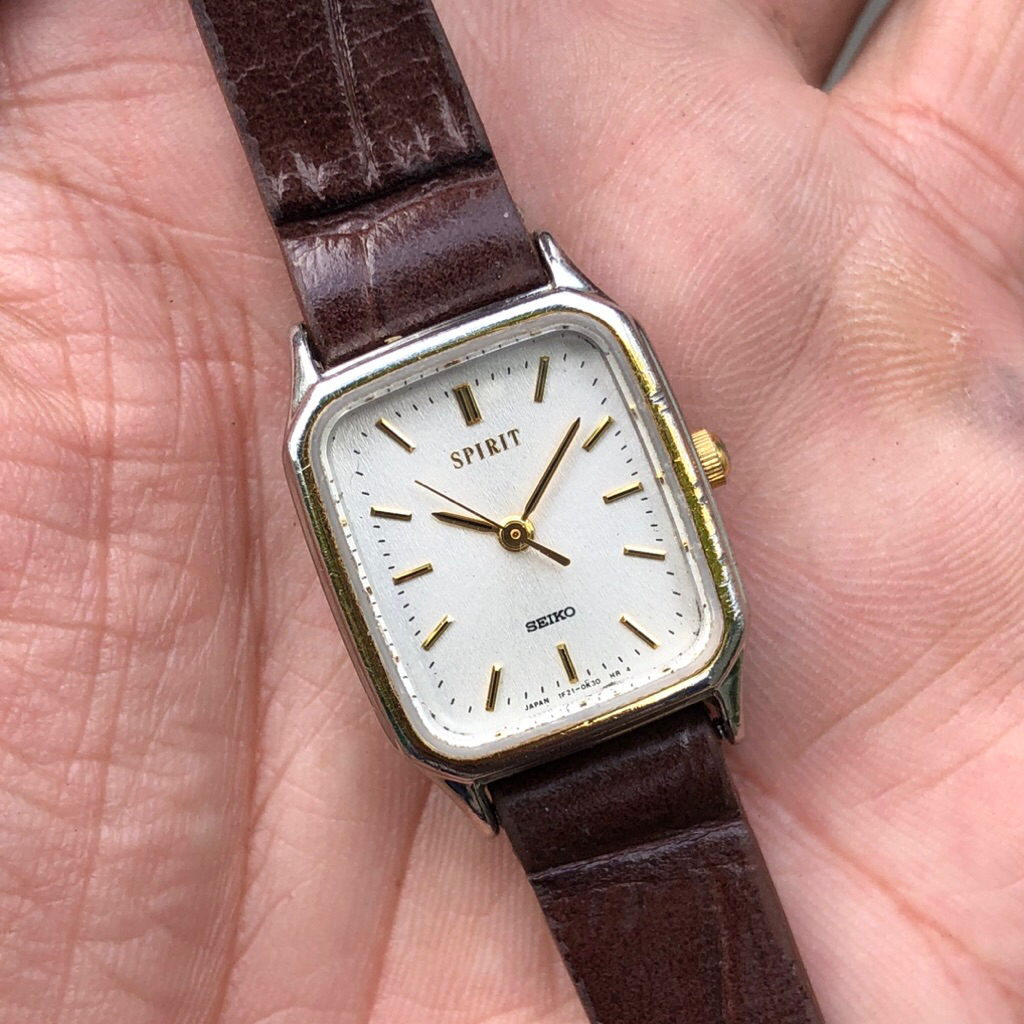 Đồng hồ Nữ Seiko Spirit tank đẹp vintage, dây da