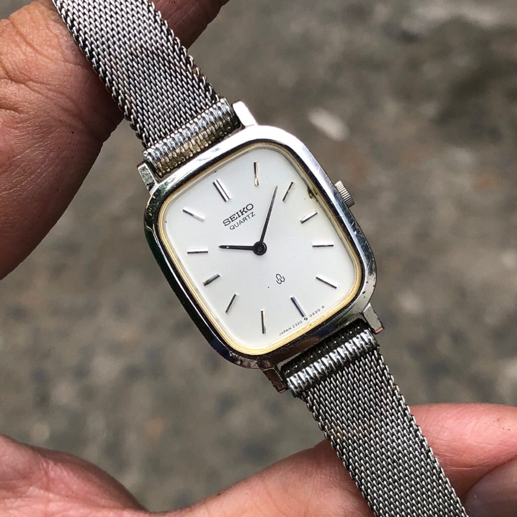 Đồng hồ Nưc Seiko tank dây thép Japan vỏ pdp