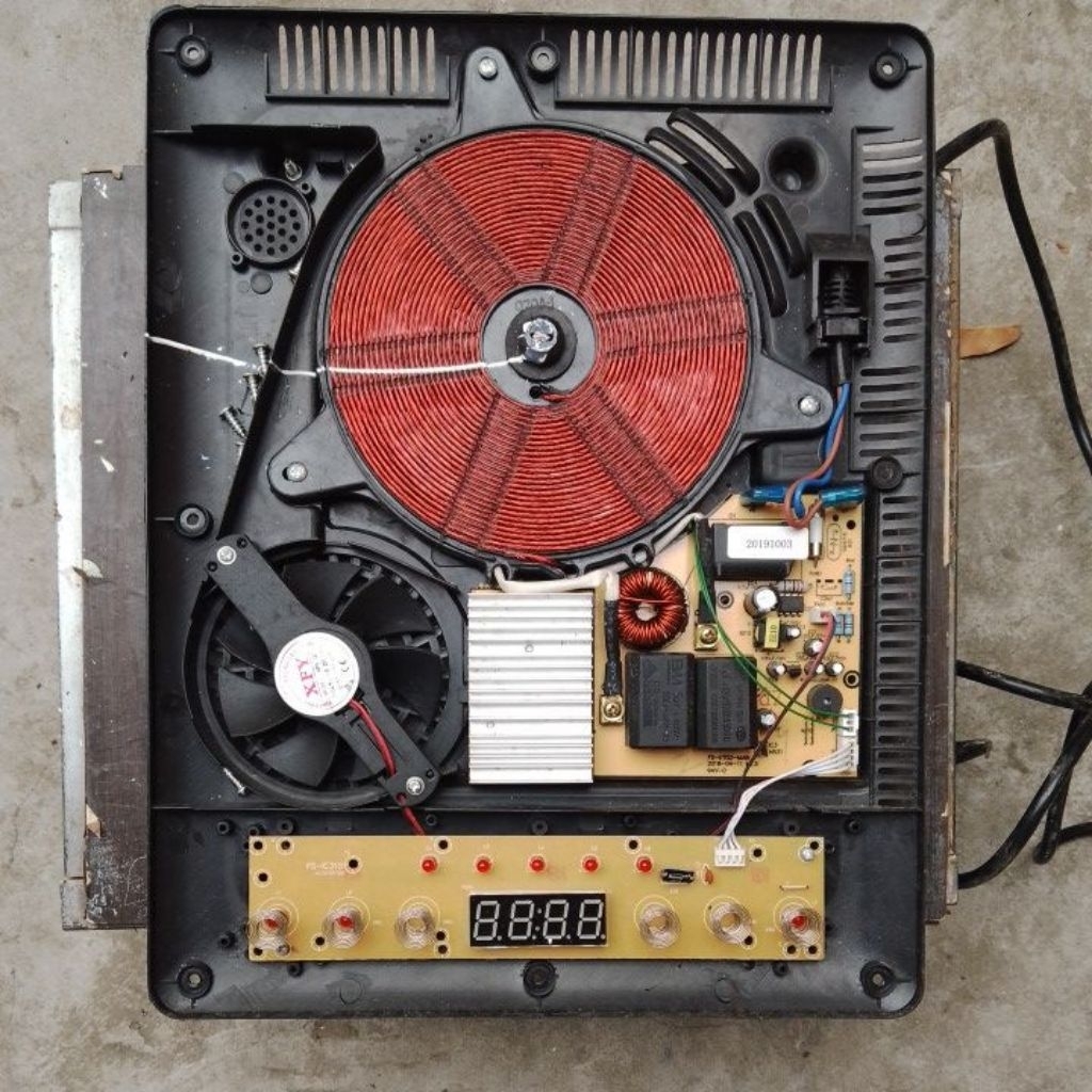 Bo mạch bếp Livingcook Lc203 2000W hàng cũ tháo máy