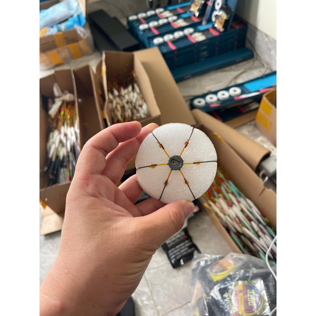 Lưỡi câu lục đánh đài cho người chơi câu cá