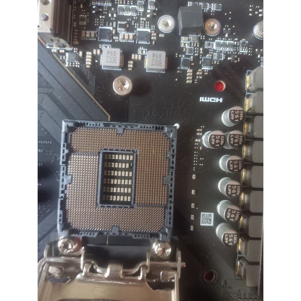 Main msi b560m mortar