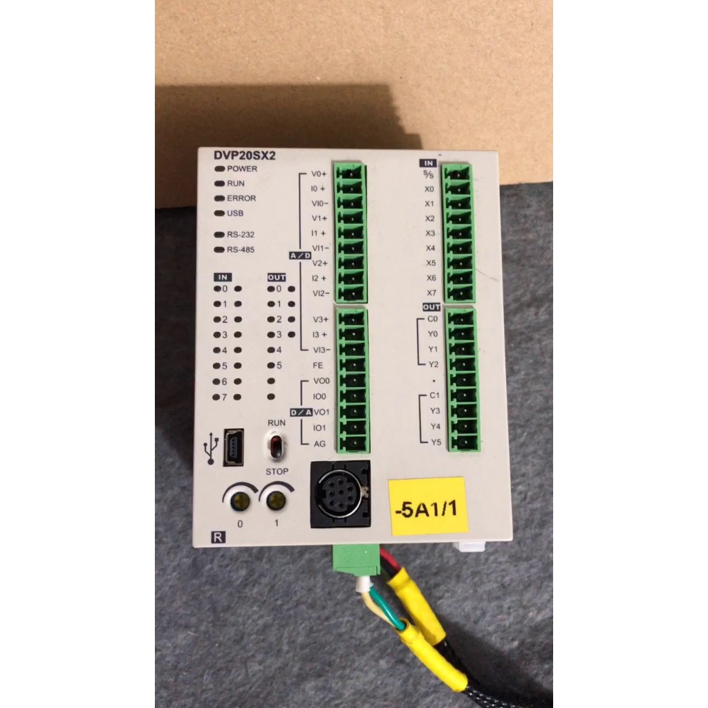 (Used) Bộ lập trình PLC DVP20SX2 Delta Electronics DVP20SX211R