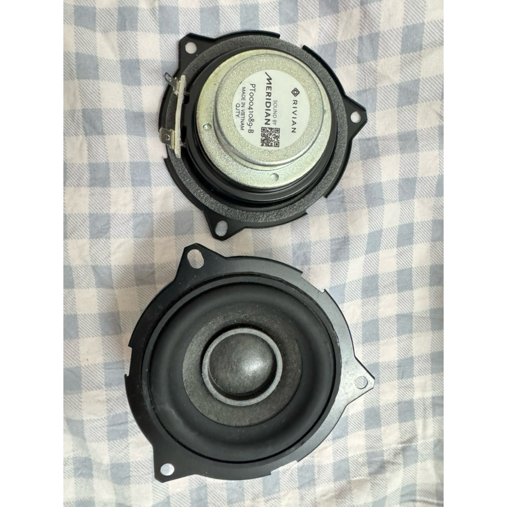 loa từ neo toàn dải 4om 30w gia 1 cai