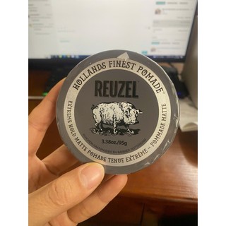 Sáp Reuzel Extreme Hold Pomade