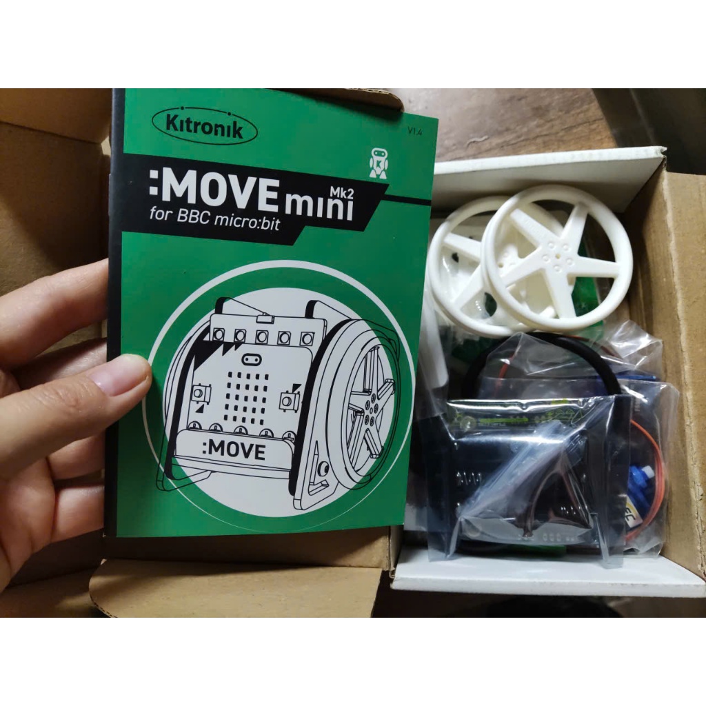 Bộ kit xe điều khiển từ xa  Robot Kitronik :MOVE mini MK2 buggy kit (không kèm mạch microbit) Stem