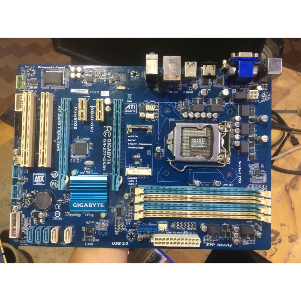 Mainboard GIGABYTE GA - z77 - DS3H