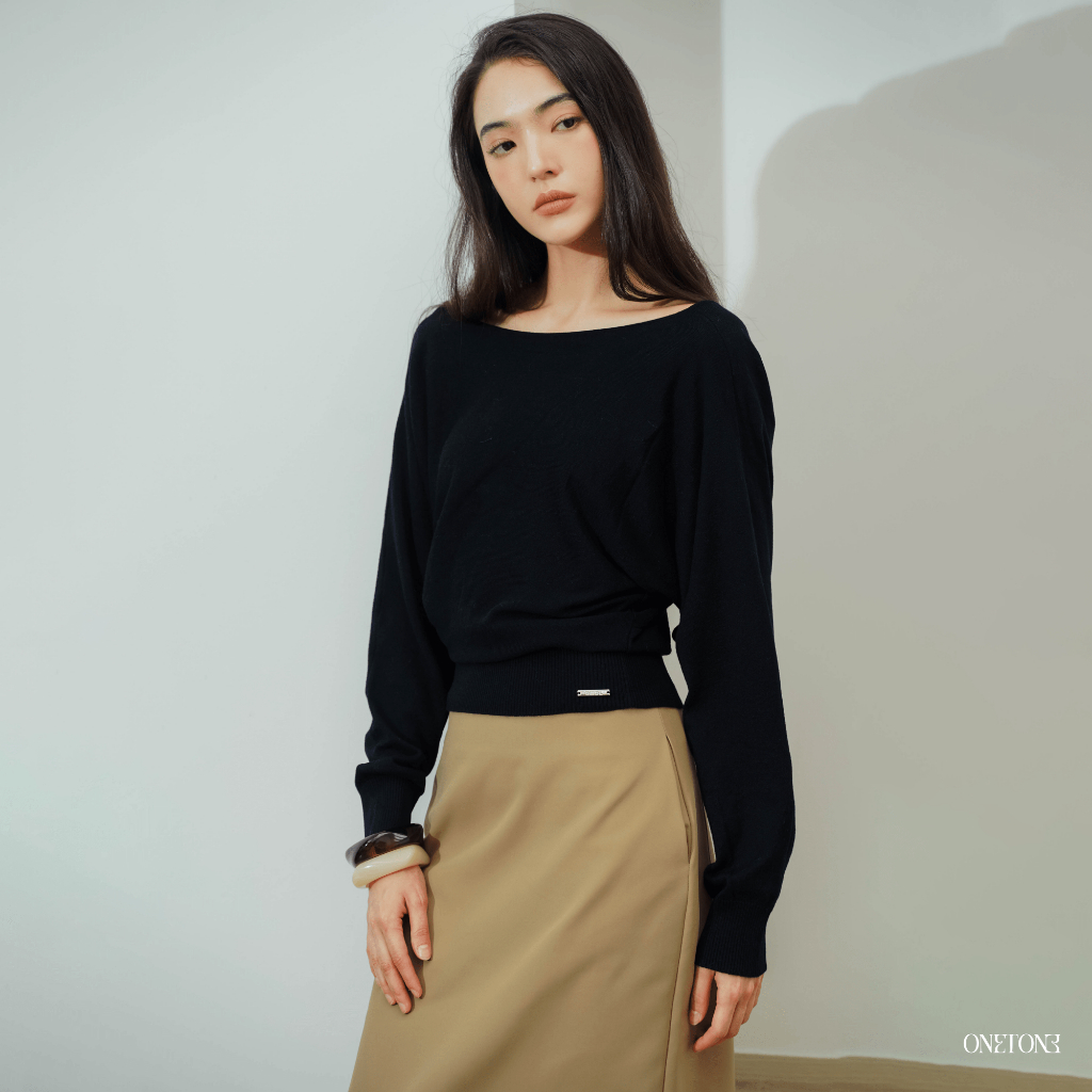 Áo len ONETONE cổ thuyền xoắn lưng Mae