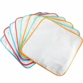Combo Quà Tặng Sơ Sinh Gồm Tã Dán, Tấm Lót, Khăn Sữa, Áo Dài Tay, Bao Tay Chân, Mũ Cho Bé
