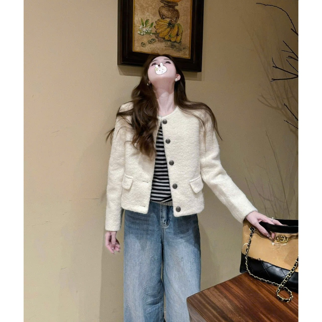 Áo Khoác Dạ Tweed BÔNG XÙ Kiểu Nữ 2 Lớp Có Đệm Vai Dáng Ngắn Basic Cổ Tròn Cúc Đồng Mùa Thu Đông chuẩn mác WG_WE | BigBuy360 - bigbuy360.vn