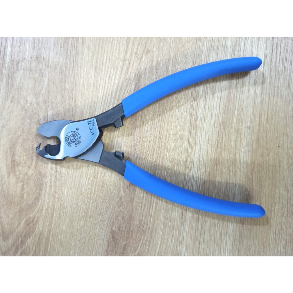 Kìm cắt cáp có tuốt dây KCC-22 Tsunoda