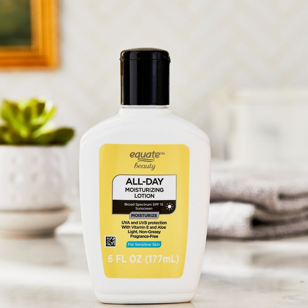 Kem Dưỡng Ẩm Equate Beauty Cho Da Nhạy Cảm SPF15 – Dưỡng Ẩm Cả Ngày, Chống Nắng Phổ Rộng, 177ml