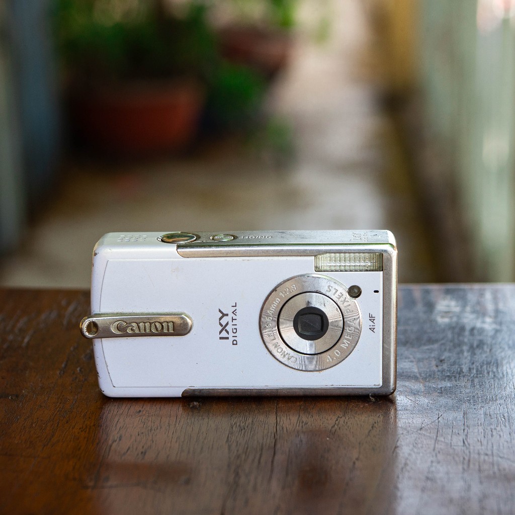 CANON IXY DIGITAL + LENS 6.4 F/2.8 [DIGICAM/ COMPACT]