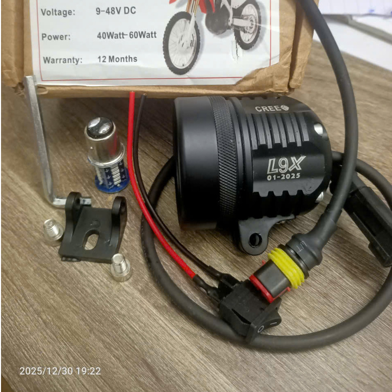 (tặng hậu nháy) Đèn Trợ Sáng L9X (9V-48V)  Cree(90W)+Mach Passing 9Bong Led Siêu Sáng-Kèm lục giác-c