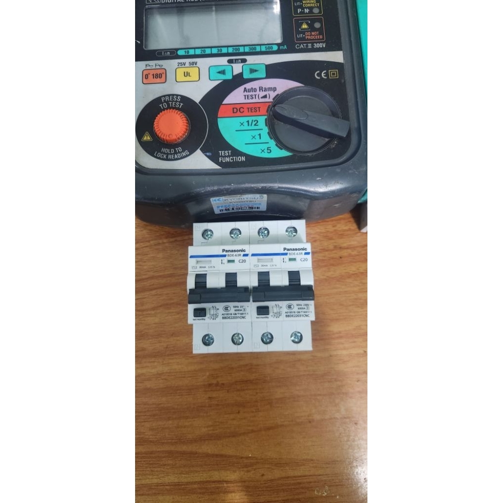 Rcbo,Cb chống giật ,át chống giật panasonic C20,C16