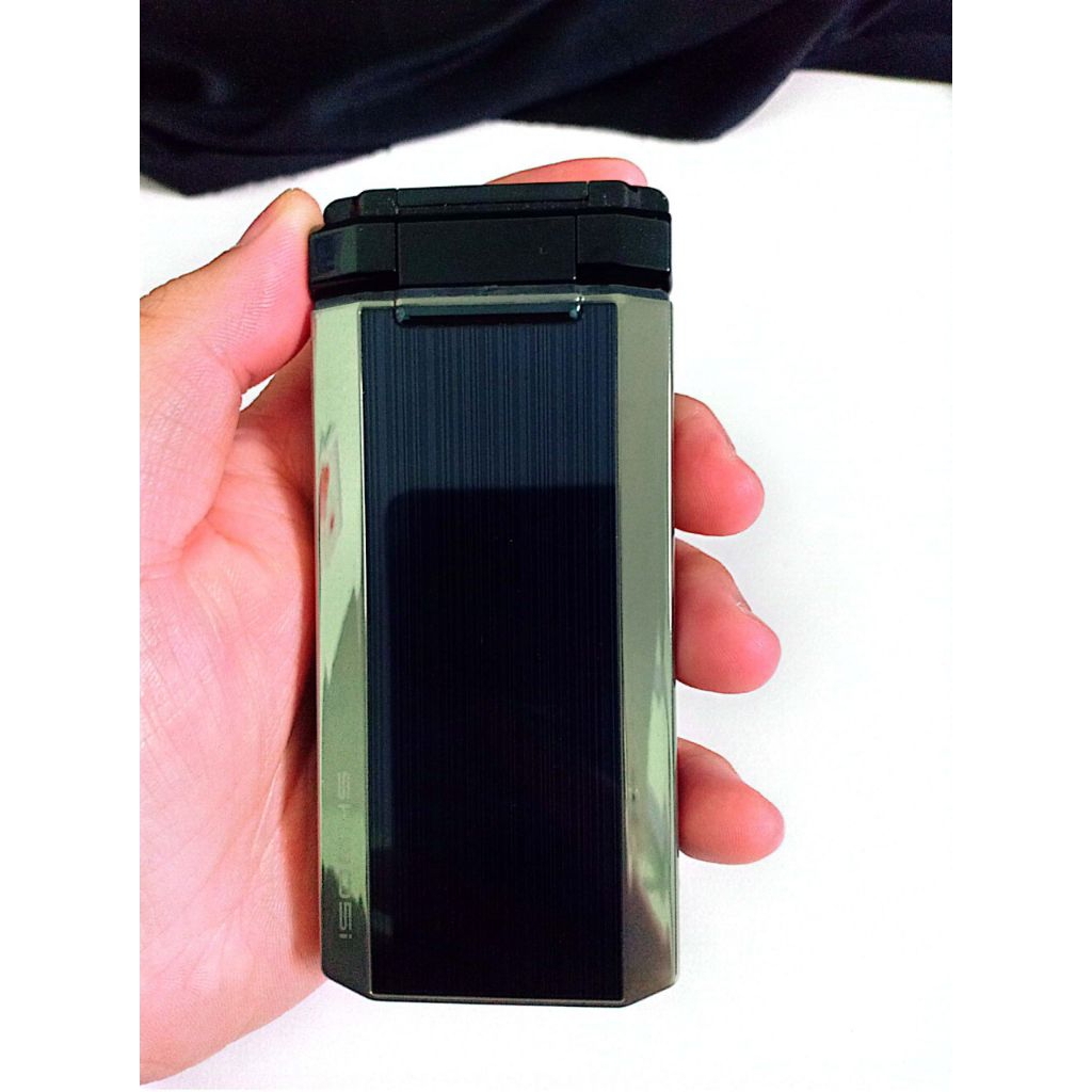 2nd Sharp SH905i Điện thoại nắp gập Nhật (chưa unlock)