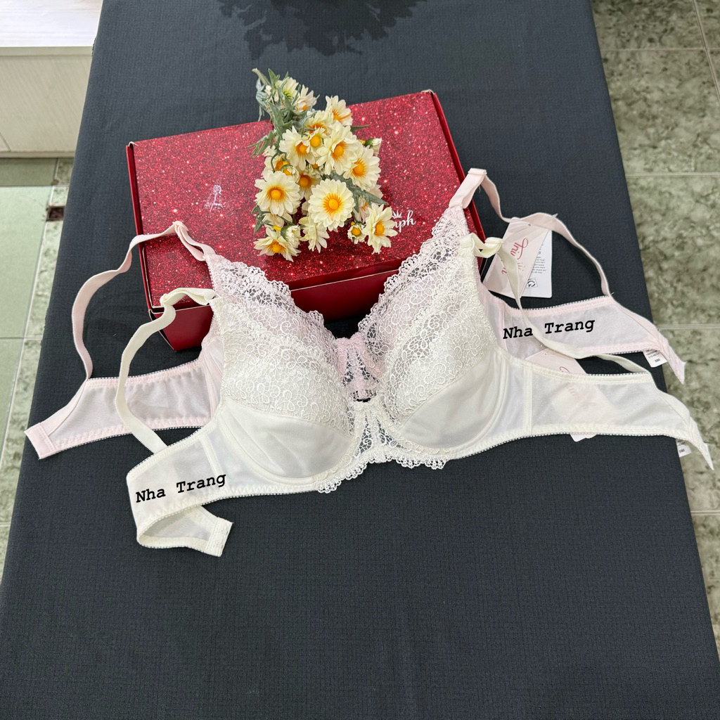 Áo lót nữ Triumph Fashion 468 FV - áo ngực mỏng, có gọng