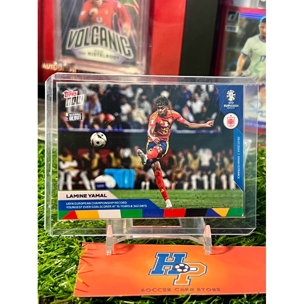 Thẻ bóng đá Laminel Yamal Youngest Ever Goal RC Topps Now 2024